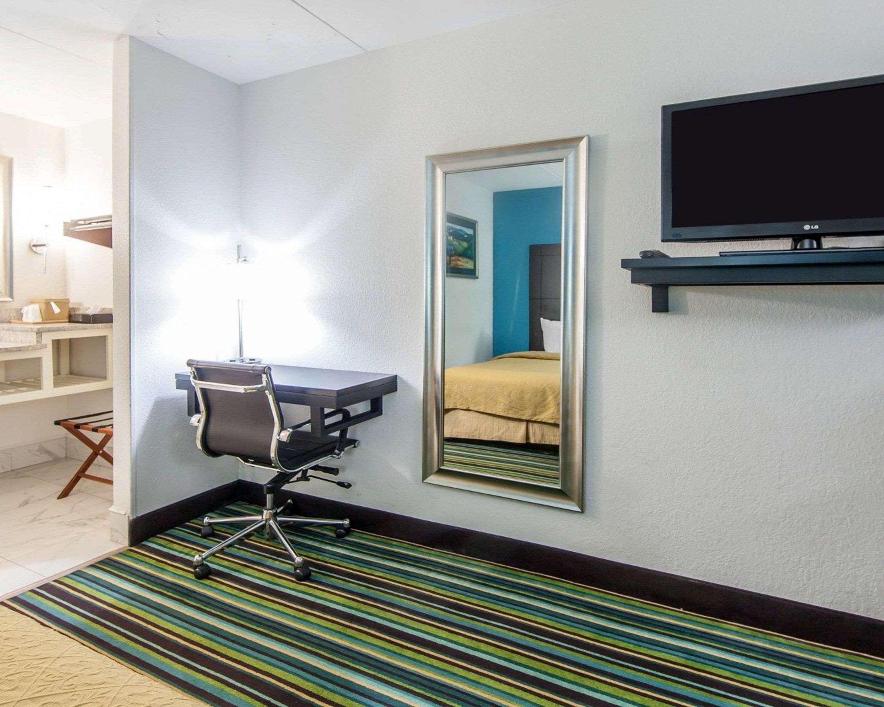 Quality Inn & Suites Jasper Exteriér fotografie