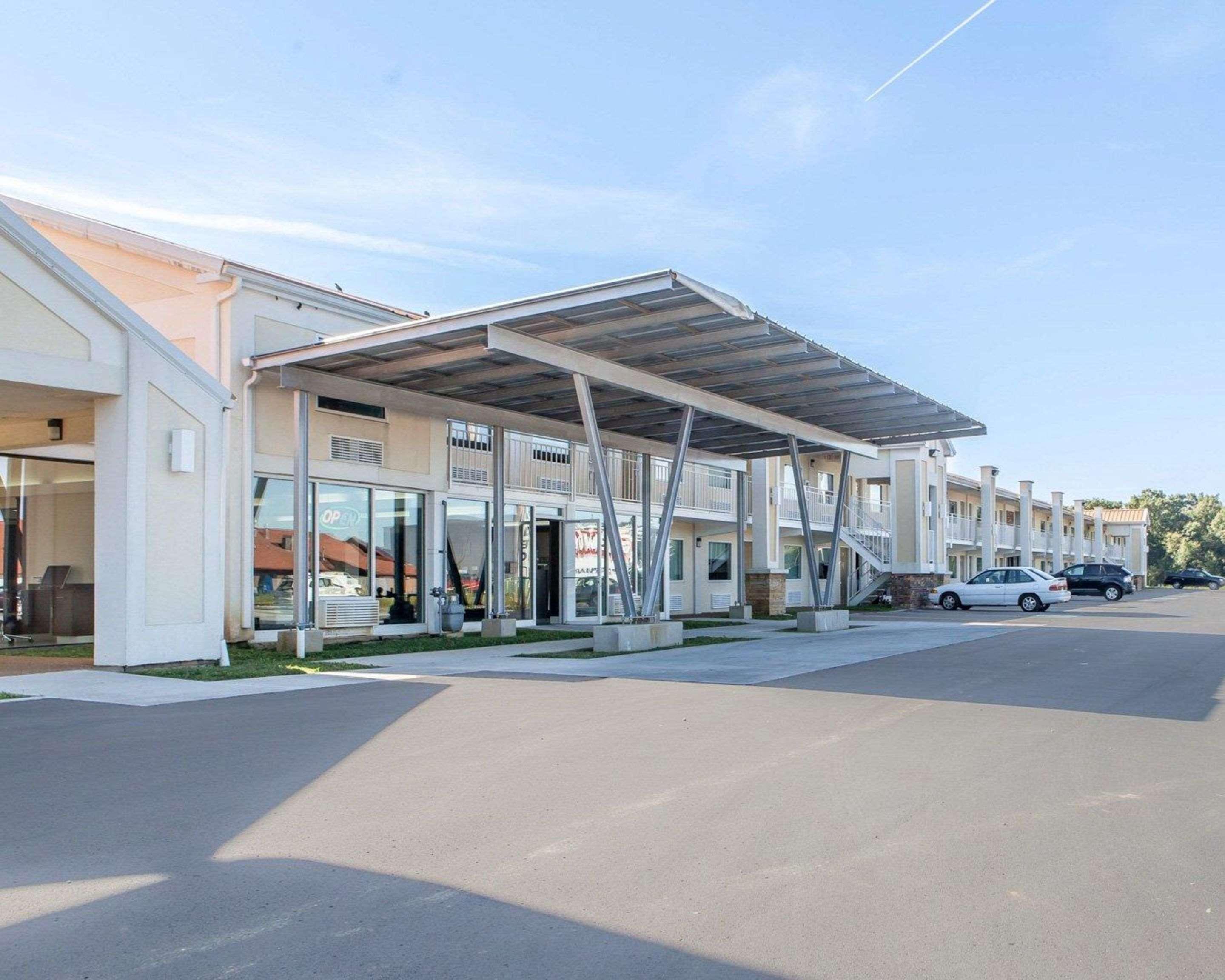 Quality Inn & Suites Jasper Exteriér fotografie