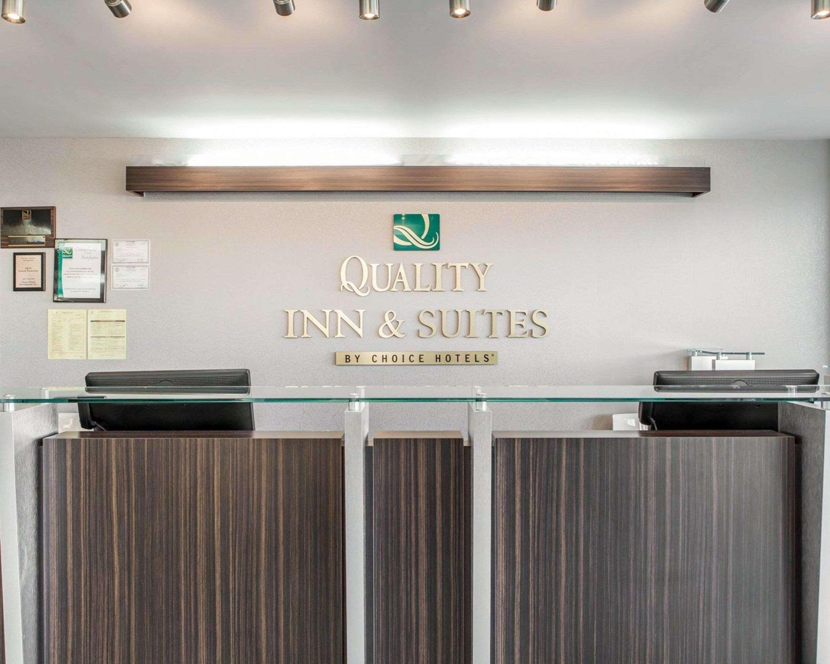 Quality Inn & Suites Jasper Exteriér fotografie