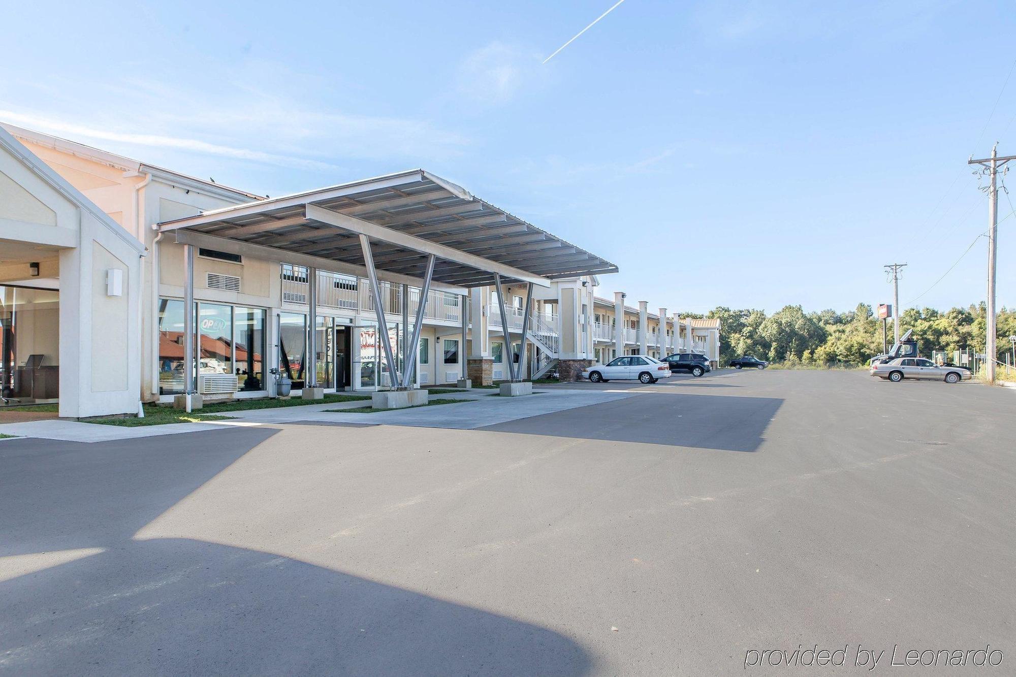 Quality Inn & Suites Jasper Exteriér fotografie